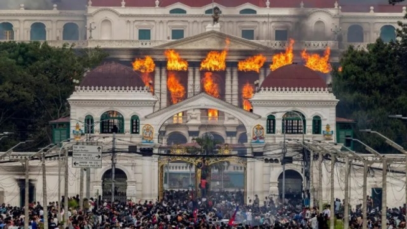nepal-parliament-set-on-fire-after-pm-resigns_11zon-75e850608ac04d238535fd017369decc1757477886.jpg