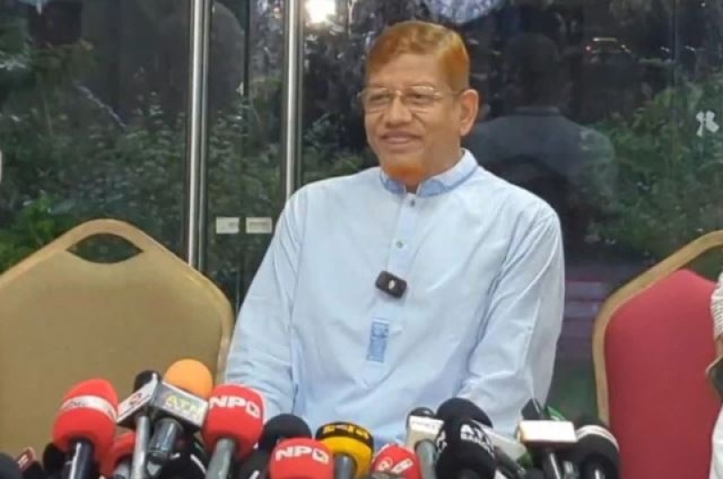 jamaat-leader-ahm-hamidur-rahman-azad-speaking-after-a-meeting-of-the-consensus-commission-on-sunday-f74166bbcec4550f3b106dc12f52c4a01757904740.jpg