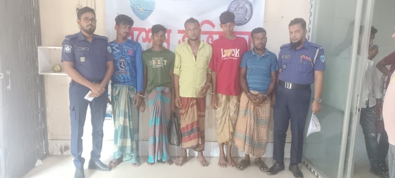 five-persons-were-arrested-for-the-rape-of-a-housewife-in-cumilla-ef881355cf3433136656989c916dadf81761409840.jpg