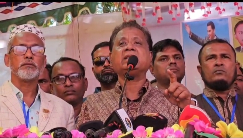 bnp-leader-abm-mosharraf-hossain-speaking-at-a-rally-in-kalapara-on-dunday-828df1850e4c1042008b8fa66693a7a91764529727.jpg
