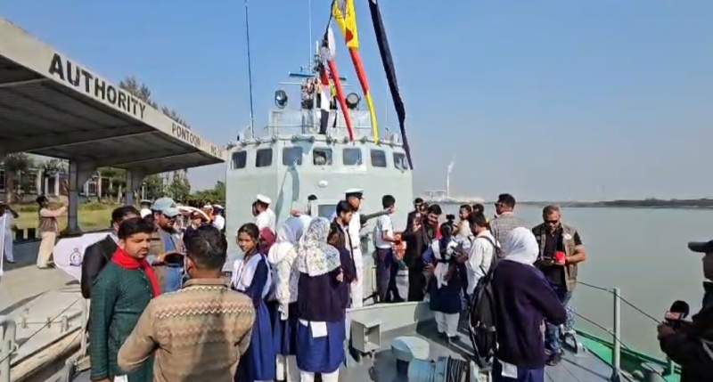 bangladesh-navy-vassel-was-opened-for-visit-by-members-of-the-public-at-payra-port-marking-the-victory-dhy-on-tuesday-16-dec-2025-36bf375a59b53a3069e5af7d134052b11765905097.jpg