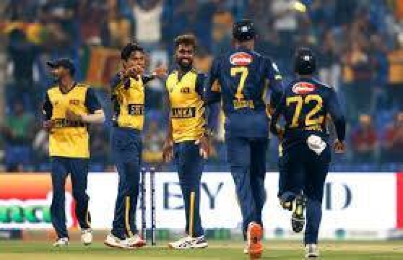 srilankayouthcricketersbailedoverallegedhotelfilming-ezgif-7300cca4d5cb5f1310cf53c1a406a39b1777657691.jpg