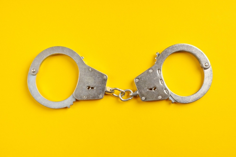arrest-ca18c053a56624cb6d6ad2fbf8b453b61781541129.jpg