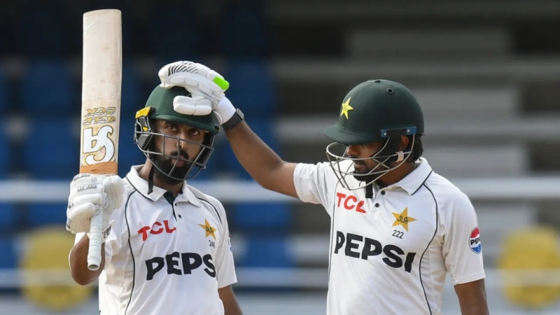 shafiquebabarleadstrongpakistanreplyagainstwestindies-ezgif-7bc8edb3cc1fa063d381c1a1e21966d51785827221.jpg