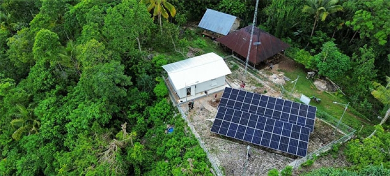indonesia-solar-power-is-widely-used-on-the-islands-of-java-madura-and-bali-b6cc6ac08dad760d6a15b7c46183591a1786537481.jpg