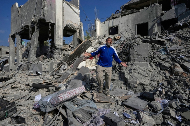 a-man-reacts-on-the-rubble-of-a-destroyed-home-that-was-hit-by-an-israeli-airstrike-in-ansar-village-southern-lebanon-saturday-aug-5dddec65a3943d54bef8d3b206d793231786850991.jpg