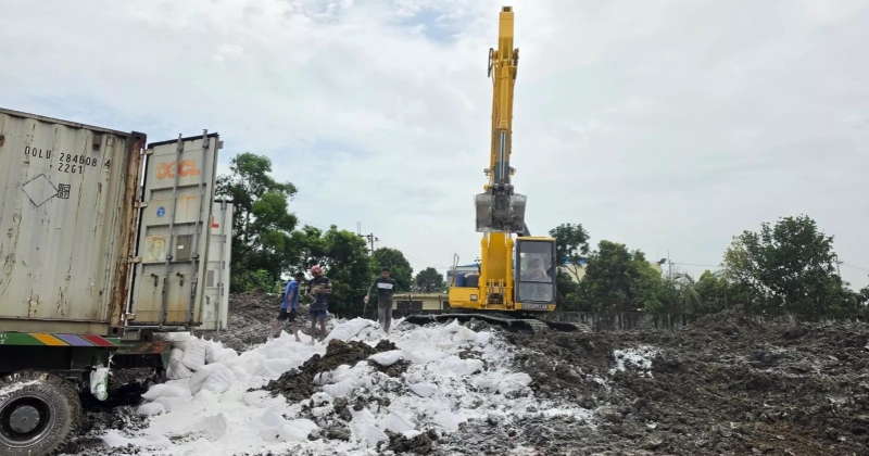 chattogram-customs-house-to-destroy-126-containers-containing-3268-metric-tonnes-of-unauctionable-substandard-and-expired-goods-d43732666e90a49e73f238269bbe79731787723493.jpg