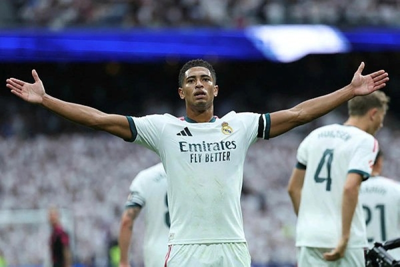 bellinghammbappefireasrealmadrideasetomalagawin-ezgif-a7cfc9226ab2a57234e589a2a1fbed861788175797.jpg
