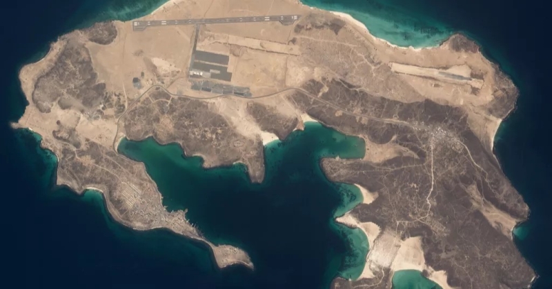 mayun-island-also-known-as-perim-one-day-after-being-taken-by-iran-backed-houthi-rebels-in-yemen-cf6b1f73f461724af8f5a918cd54e5c71789218171.jpg