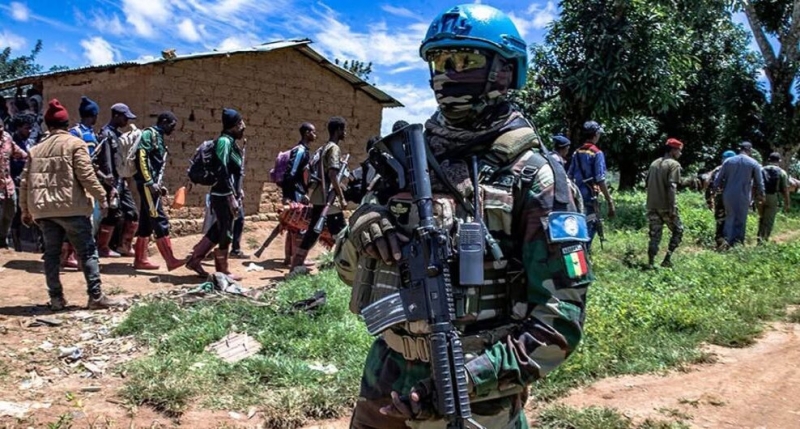 a-un-peacekeeper-patrols-in-the-central-african-republic-228a7602fb8832e461f4ce1f96631ae01789813165.jpg