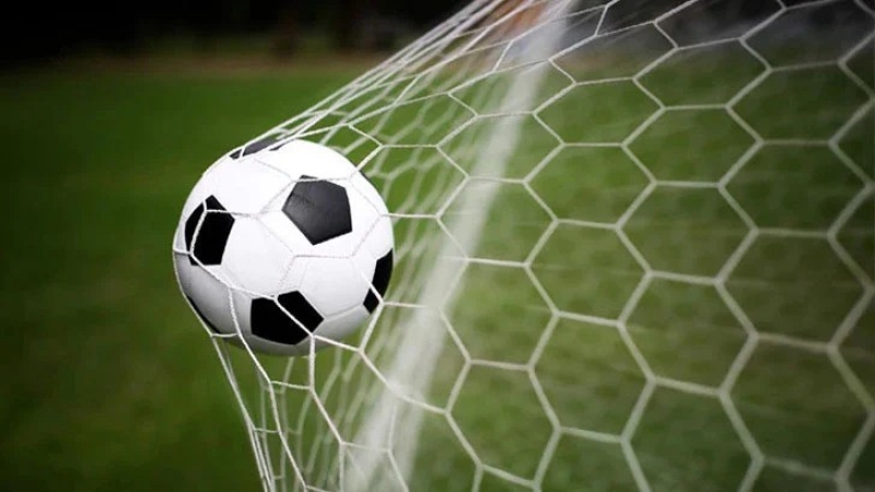 policeblankchattogramcityfc3-0inbfl-ezgif-26025dfb51c988fc07965fd76ec2e57f1790961777.jpg