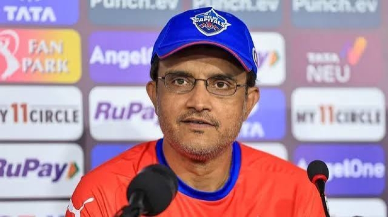 gangulyreturnstoiplsdelhicapitalsascoach-ezgif-cf4acb2b06711019f3a607186aecb1521791305397.jpg