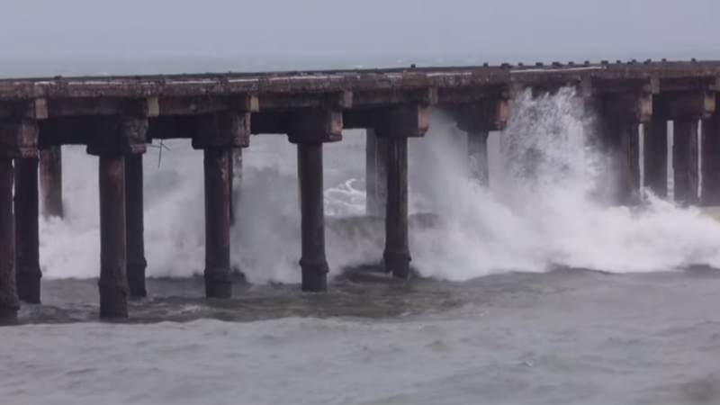 cyclone-d46df44cfc456d22737f04166bb7ff011793155716.jpg