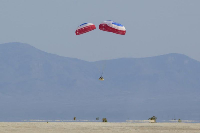 boeing-capsule-lands-back-on-earth-after-space-shakedown-02de41bc6ed34a3100a38b772469d56f1653549426.jpg