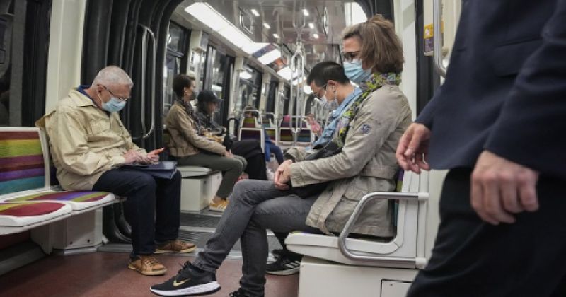 people-wearing-face-masks-to-protect-against-covid-19-ride-a-subway-in-paris-thursday-june-30-2022-90fadfc787050cce469b1389e524a5d71656652812.jpg