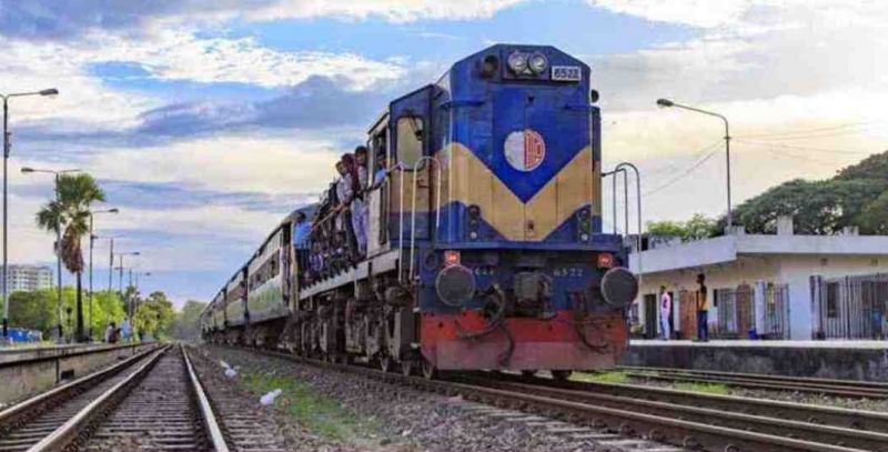 train-of-bangladesh-railway-66dea41e7efb9d44c3126df2308ce1751656652425.jpg