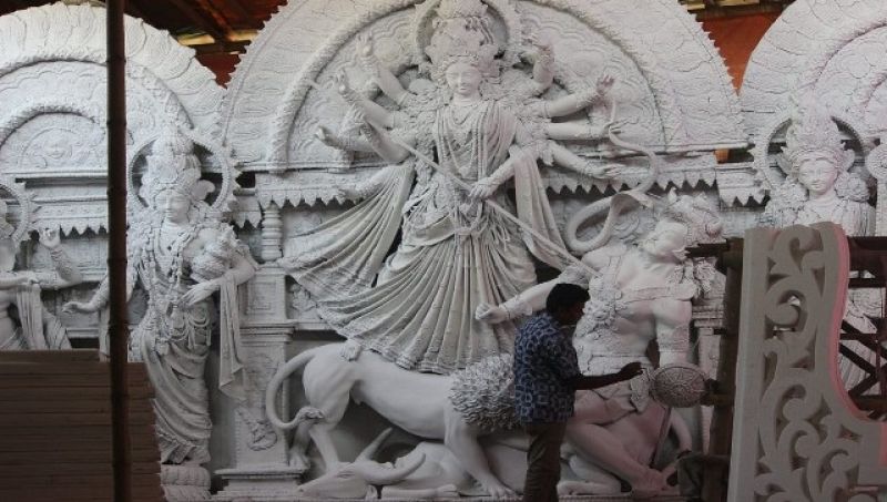 image-of-goddess-durga-being-readies-for-the-puja-celebrations-e9895799604954f1e6e07130c3fcc7c31664087567.jpg