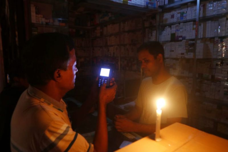 power-outage-across-bangladesh-on-tuesday-51951247a5bdc34c49a29a7d128bd4571669525241.jpg