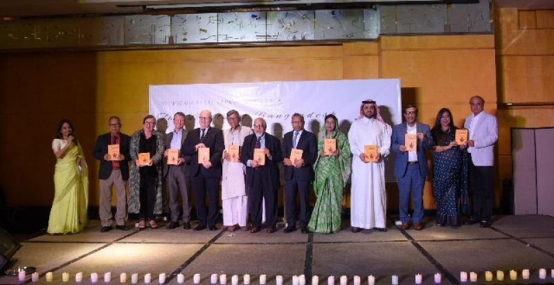 book-on-bauls-by-dr-anwarul-karim-unveiled-at-a-hotel-in-the-capital-on-sunday-30f40f4bcc81fef627ea751a082256d41679376210.jpg