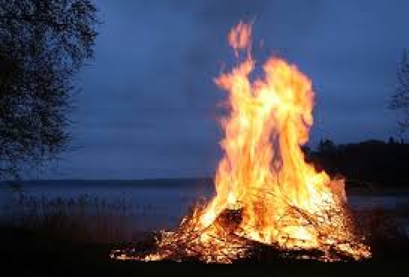 fire-image-bcc22235b59d1ddc4901af058b4496271742923445.jpeg