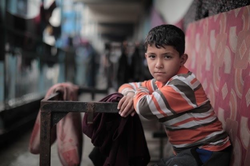 forcibly-displaced-child-sheltering-in-an-unrwa-school-turned-shelter-in-gaza-city-the-gaza-strip-april-2025-6b6bce29006662c671eb3441a408330a1744996500.jpg