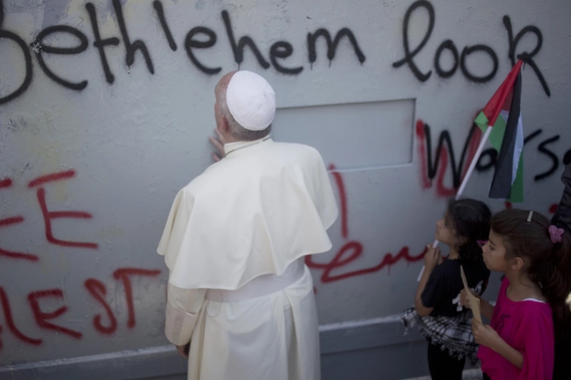 pope-francis-at-work-during-his-life-time-e889eda12ca9d07c244a7ab6d25b1dff1745638801.jpg